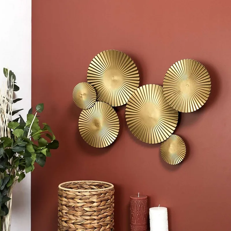 Deco murale metal dore