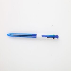 Stylo à bille 4 couleurs rétractable