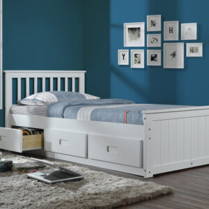 Lit avec tiroir 90x190 / MOSELLE ATTENTION: coloris bois, et non blanc comme sur la photo Structure en BOIS D'HÉVÉA coloris BOIS, lit vendu AVEC SOMMIER, SANS MATELAS. Dimensions : 101x197xH90cm
