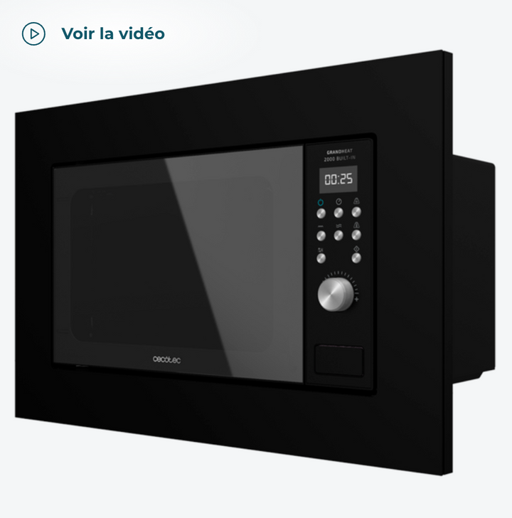 Micro-ondes encastrable GrandHeat 2000 Built-In Black / 1375 Description Micro-ondes encastrable numérique avec 20 L de capacité, gril et 700 W de puissance. Micro-ondes encastrable numérique avec 20 L de capacité. 700 W de puissance sur 6 niveaux. Combinez les fonctions du micro-ondes et du gril. Gril avec 900 W de puissance pour obtenir des résultats de cuisson parfaits, rapidement et facilement. Il possède 9 fonctions préconfigurées pour que vous puissiez cuisiner facilement plusieurs types d'aliments : lait/café, pâtes, viande, pommes de terre, poisson, brochettes et réchauffement automatique. Mode de décongélation qui s'adapte au poids pour permettre aux aliments d'être décongelés rapidement et uniformément, tout en conservant leur texture et leur fraîcheur d'origine. Quick Start : démarrage rapide et à pleine puissance pendant le temps fixé. Démarrage automatique. Programmez-le pour qu'il commence à réchauffer avec un programme déterminé, à une heure fixée. Minuterie jusqu'à 95 minutes. Intérieur avec revêtement en acier inoxydable qui assure un nettoyage facile. Plateau tournant avec 24,4 cm de diamètre. Panneau de contrôle avec des boutons et une commande giratoire. Design élégant en noir. Il s'adapte à toutes les cuisines. Appuyez sur un seul bouton pour ouvrir la porte facilement. Sécurité enfants pour un usage sécurisé. Mesures(longueur x largeur x Haut):interne: 29,5 x 28,5 x 18,1 cm, externe: 44.8 x 32.6 x 27.4 cm et externe avec cadre: 59,5 x 34,2 x 39,1 cm