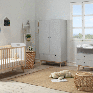 Chambre bébé complète / PARIS chambre composée de: - berceau 120x60 (sans matelas) - armoire 2 portes - commode à langer