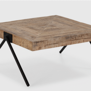 Table basse en Bois de Manguier / 16569 En BOIS DE MANGUIER MASSIF et piétement en métal. Dimensions : 40X86X80 cm LES + PRODUITS : Le charme du bois massif Bois traité et tropicalisé Ligne épurée Qualité de fabrication
