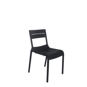 Chaise / PP-902GR12 Structure en polypropylène DIMENSIONS : 56X50.5X82CM Caractéristiques supplémentaires : protection UV
