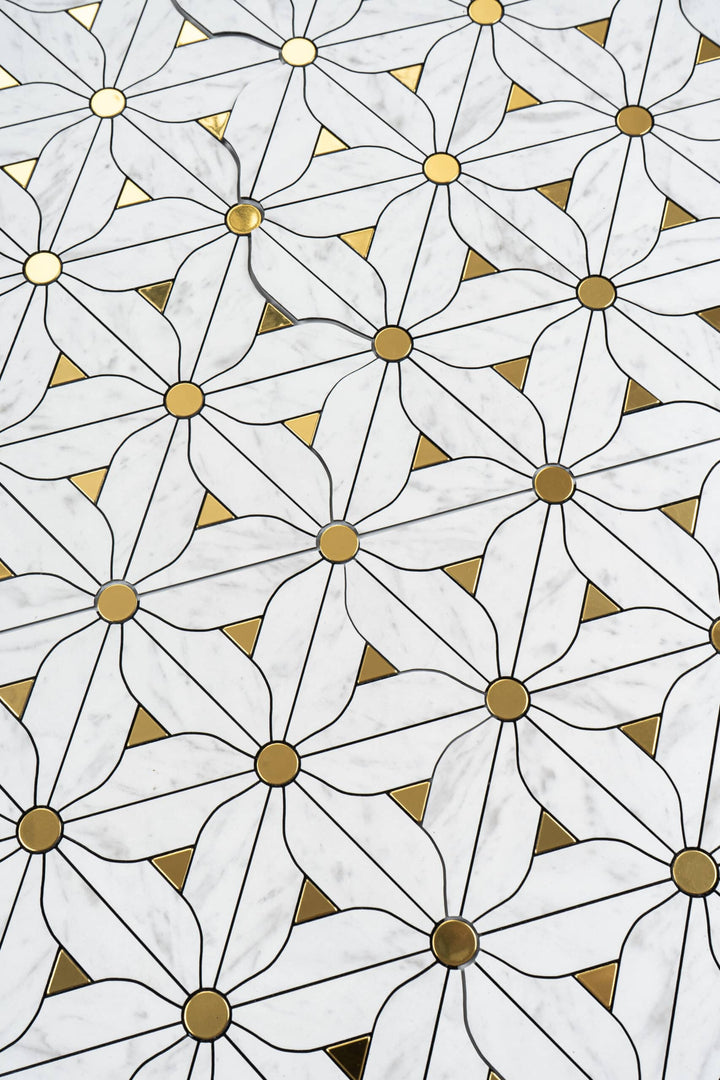 Mosaïque adhésive / MOS-JS-003-1 Dimension pour 1 feuille: 345*300*3 mm Apportez une touche moderne à vos murs avec ces carreaux autocollants au design 3D élégant. Effet pierre réaliste Design en forme irrégulière avec texture brillante effet marbre Apporte un look raffiné aux cuisines et salles de bains Facile à installer Dos autocollant : se pose directement sur les surfaces lisses et sèches Aucune colle ni outil nécessaire Polyvalent Parfait pour crédence de cuisine, murs de douche, plans de travail Convient également à la décoration de meubles Résistant et facile à nettoyer Matériaux durables, imperméables et anti-moisissure Se nettoie facilement avec un chiffon humide