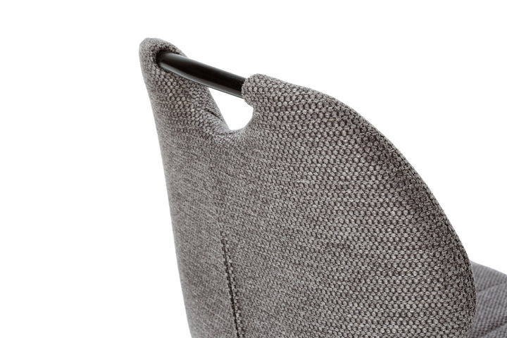 TABOURET MULI GRIS / 18629 Assise et dossier : Tissu. Piètement en métal laqué noir. Tissu : 100% polyester. Densité du siège : mousse de 28 kg. Densité du dossier : mousse de 20 kg. Dimensions produit : Longueur 48 cm x largeur 51 cm x Hauteur 65/96 cm - Poids net : 5,2 kg. Poids net total : 10,4 kg. – Image 6