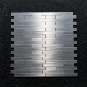 Mosaïque adhésive / MOS-JS-031-1 Dimension pour 1 feuille: 298*292'3 mm Apportez une touche moderne à vos murs avec ces carreaux autocollants au design 3D élégant. Effet pierre réaliste Design en forme irrégulière avec texture brillante effet marbre Apporte un look raffiné aux cuisines et salles de bains Facile à installer Dos autocollant : se pose directement sur les surfaces lisses et sèches Aucune colle ni outil nécessaire Polyvalent Parfait pour crédence de cuisine, murs de douche, plans de travail Convient également à la décoration de meubles Résistant et facile à nettoyer Matériaux durables, imperméables et anti-moisissure Se nettoie facilement avec un chiffon humide